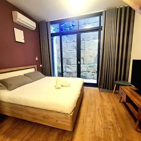 Taipas Old Town Flats *